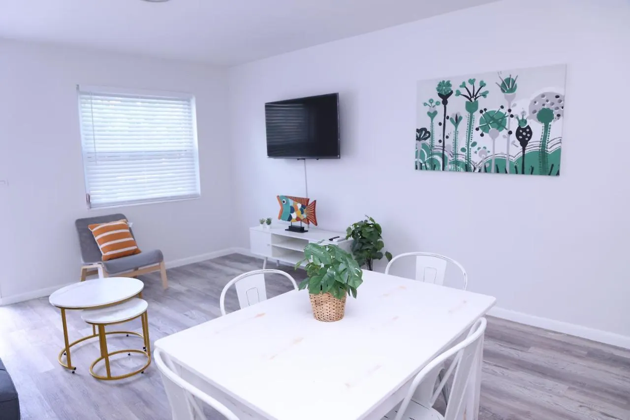 Douglas Rd Apartment *