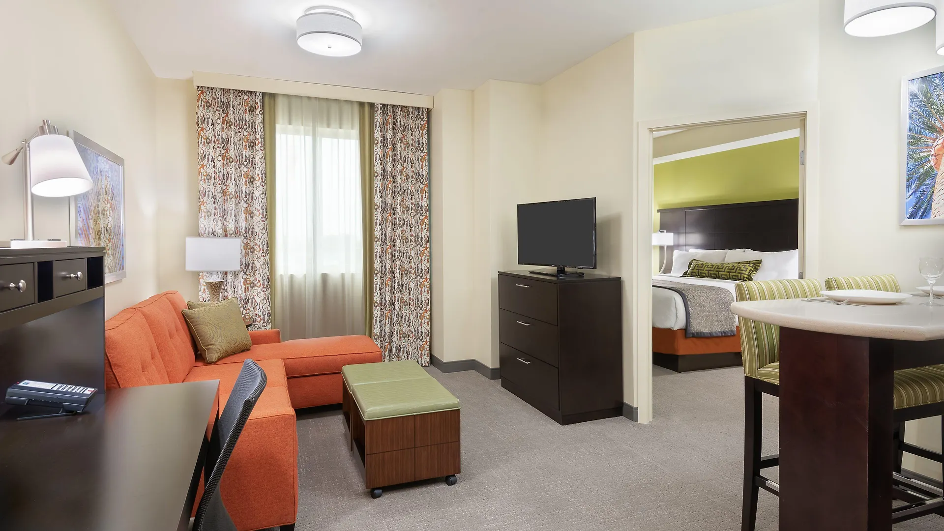 Hotel Staybridge - International Airport By Ihg Miami