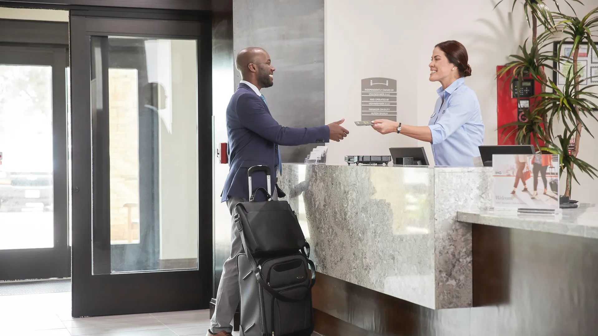 Staybridge - International Airport By Ihg Hotel