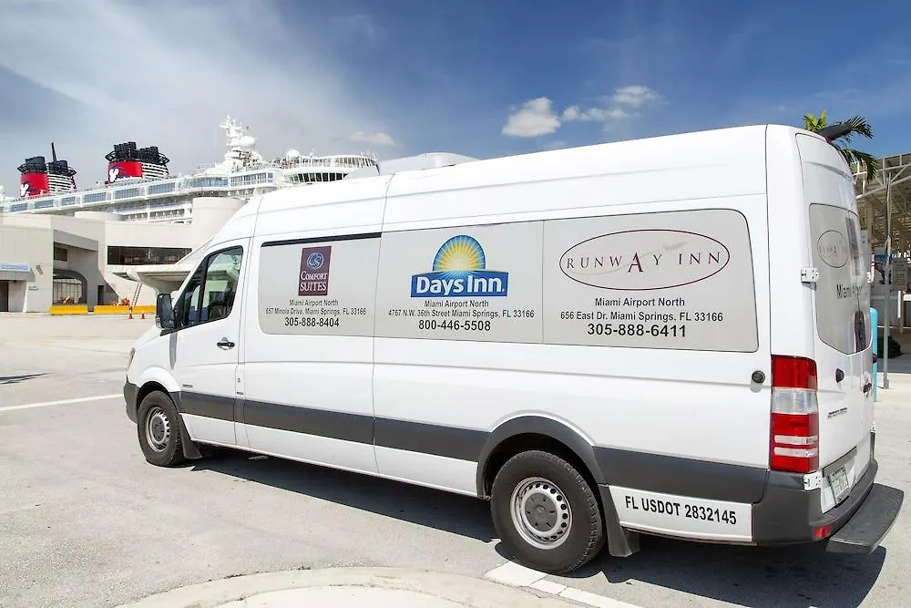 Days By Wyndham Miami Airport North Hotel 2*