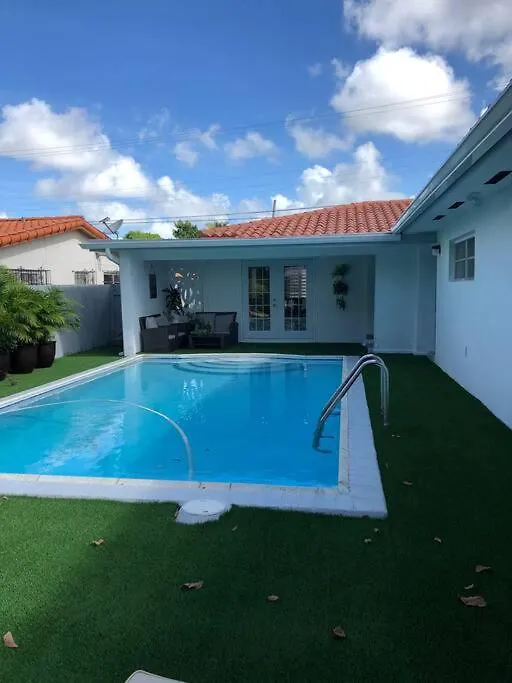 Luxury In Miami's Center! Vakantiehuis *