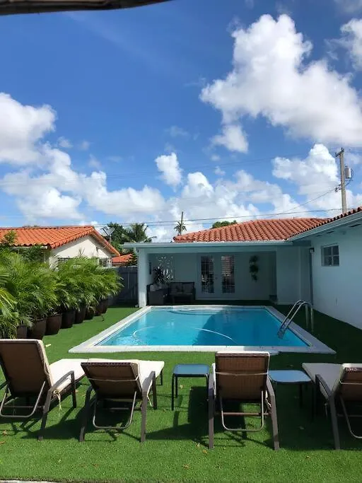 Luxury In Miami's Center! Vakantiehuis *