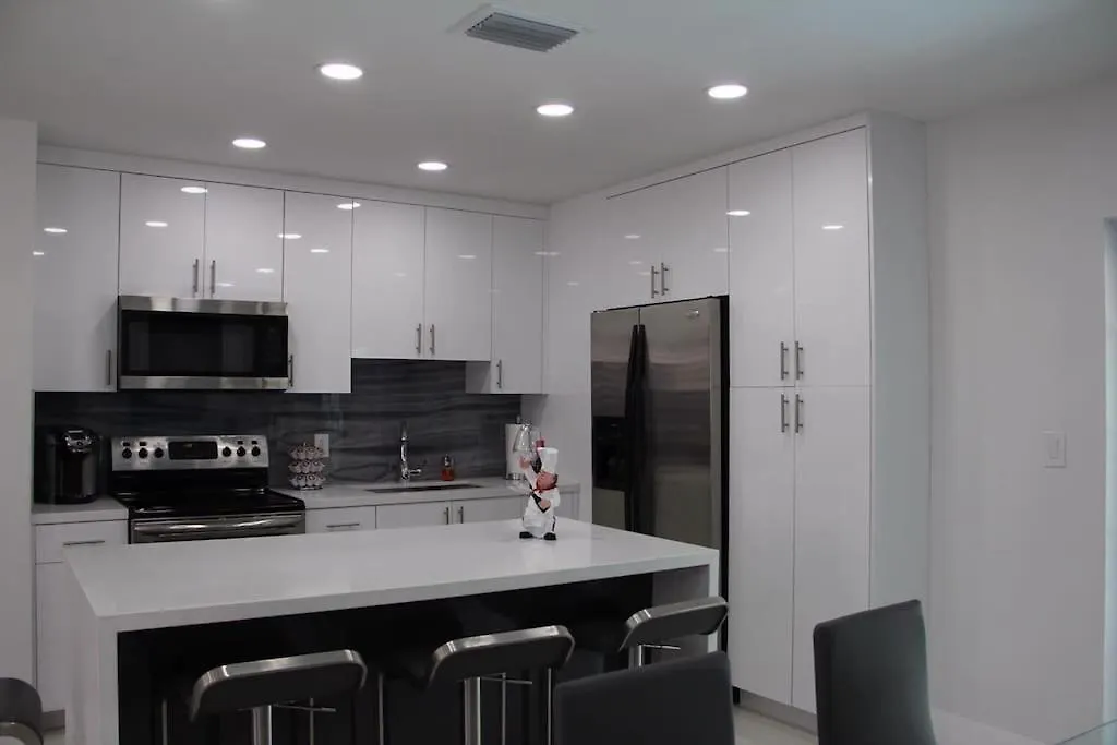 Luxury In Miami's Center! *