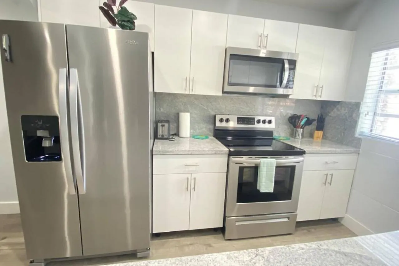 Holiday home Comfy Stylish Near Airport Highway Miami