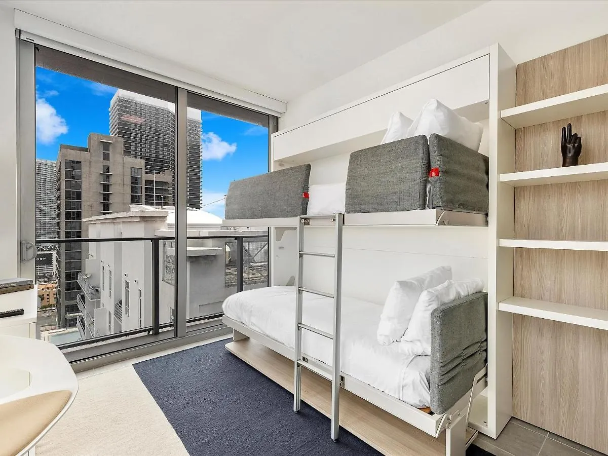 Special Offer - 2br - 1 & Half Bath - Steps To Kaseya Center Appartement *