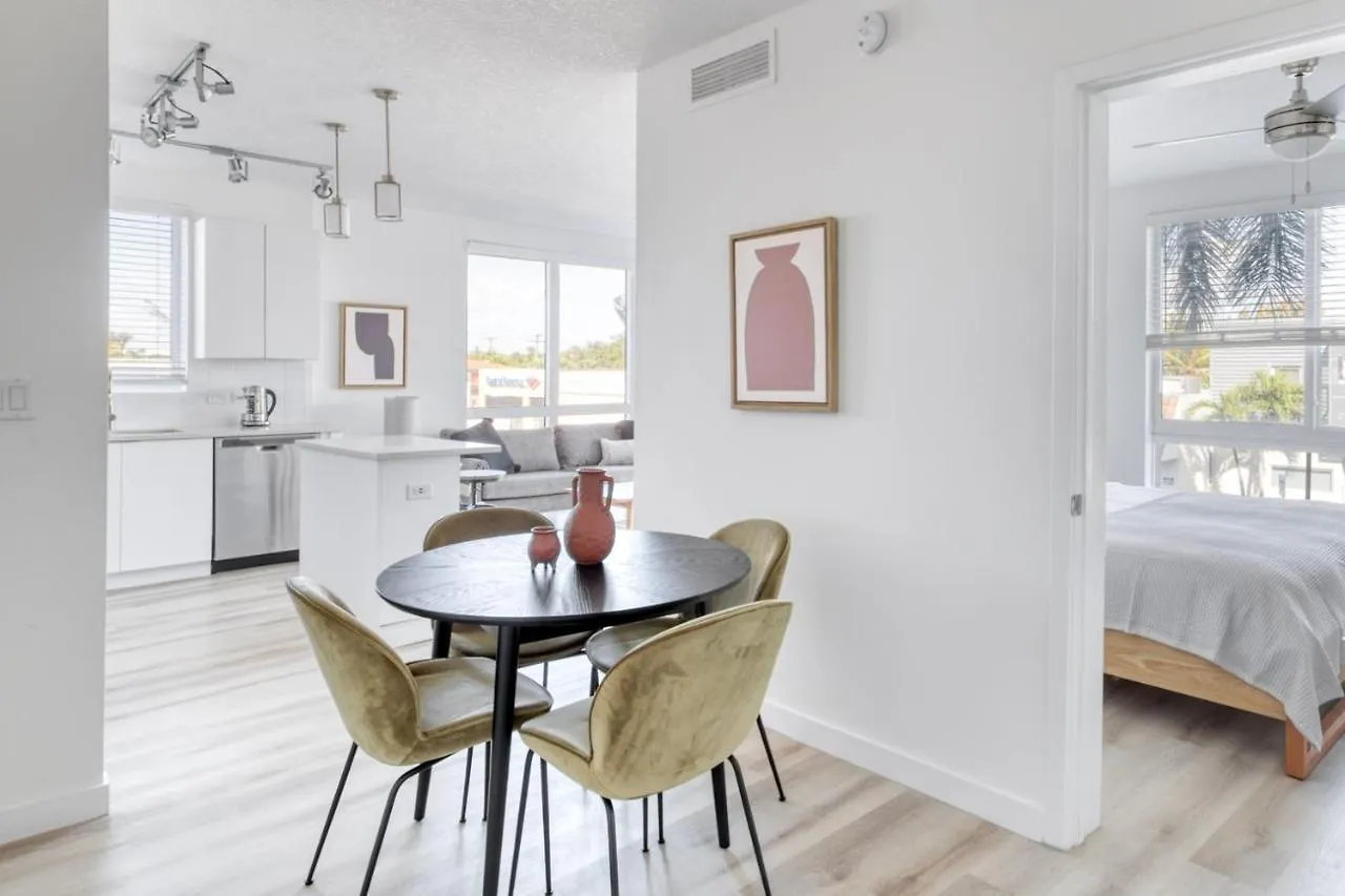 Little Havana 2br W Gym Pool Wd Nr Nightlife Mia-61 Miami