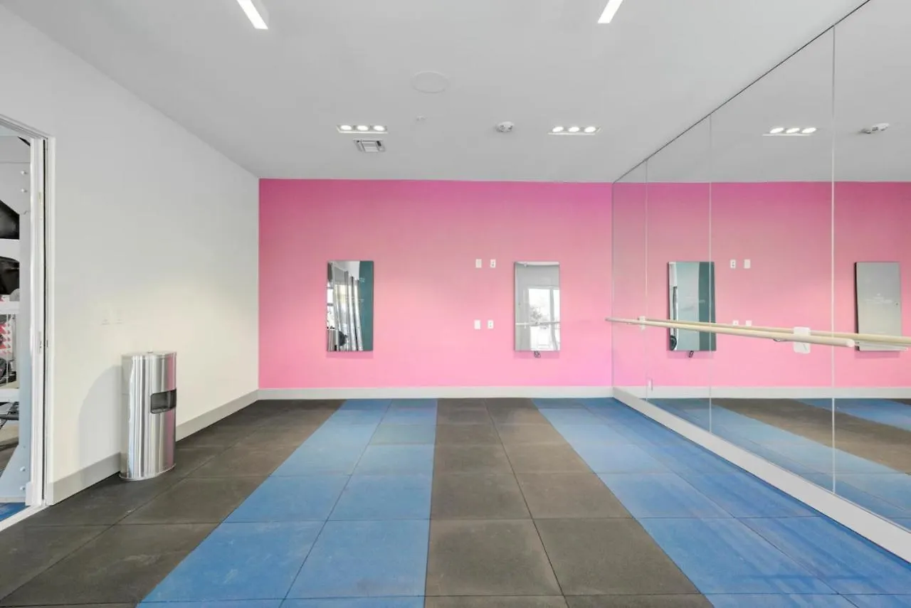 Little Havana 2br W Gym Pool Wd Nr Nightlife Mia-61 아파트 *