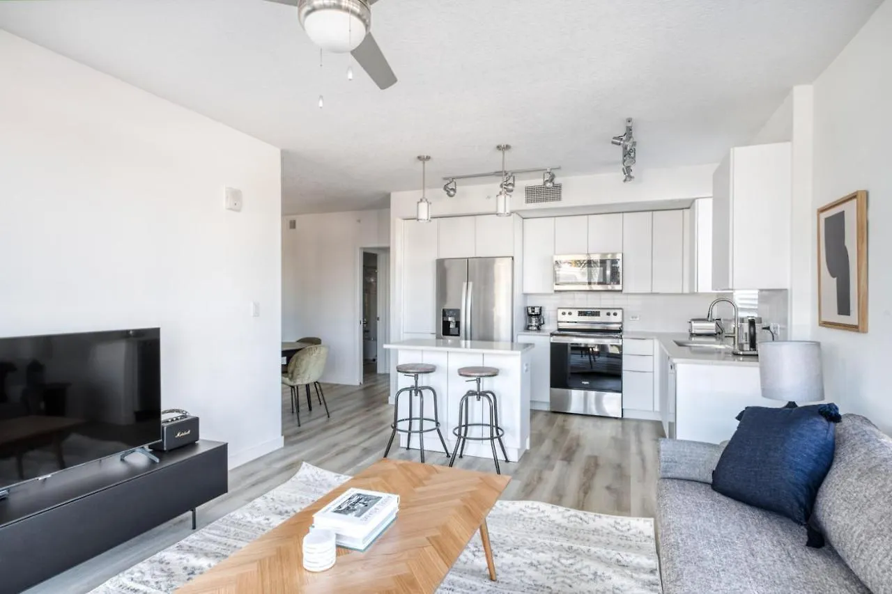 Little Havana 2br W Gym Pool Wd Nr Nightlife Mia-61 Miami
