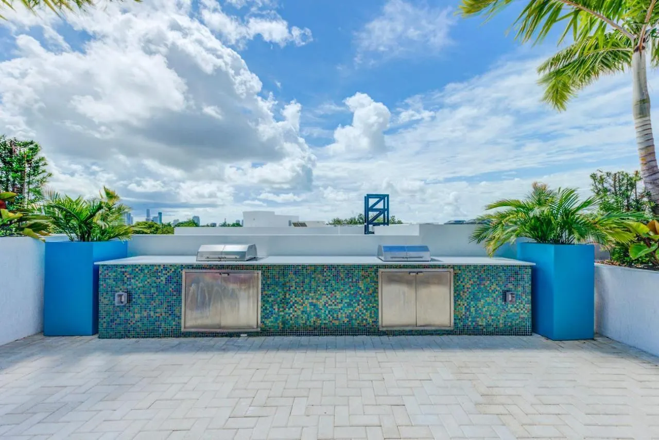 Little Havana 2br W Gym Pool Wd Nr Nightlife Mia-61 Apartment Miami