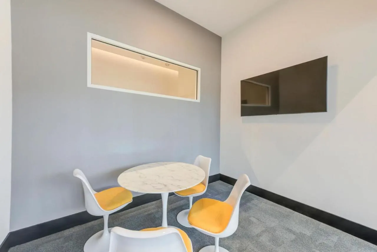 Little Havana 2br W Gym Pool Wd Nr Nightlife Mia-61 Apartment
