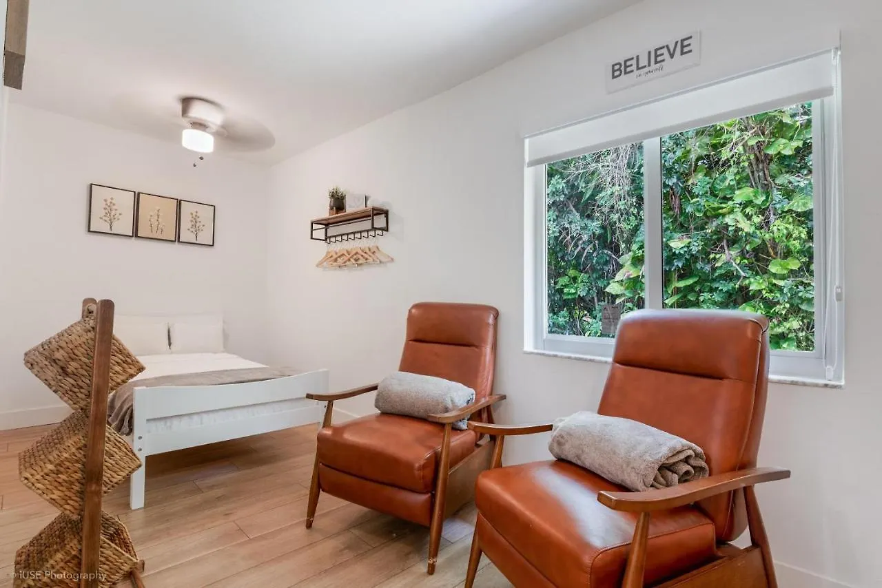 Vakantiehuis Luxe Retreat With Private & Pool Paradise L53