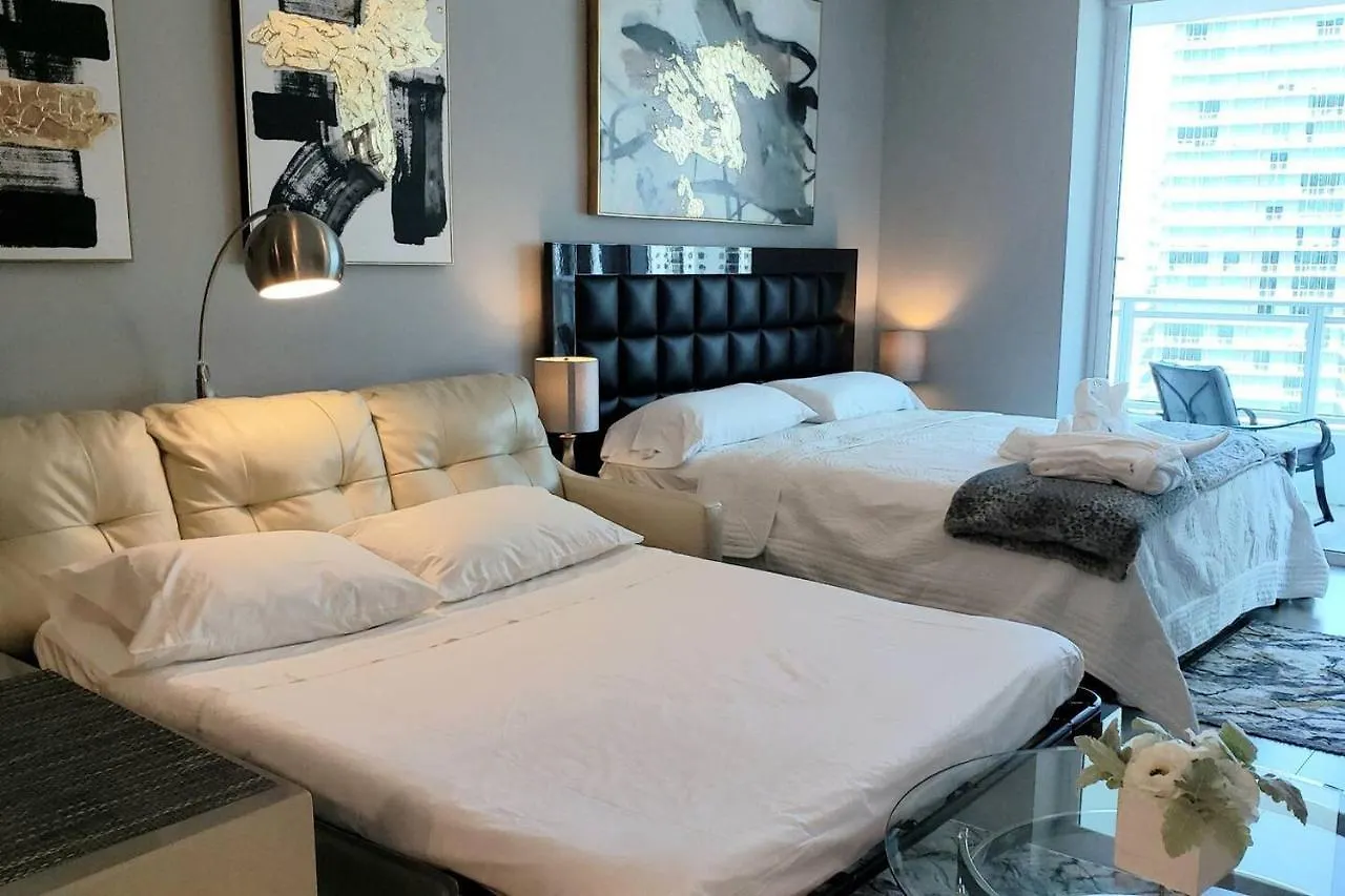 Amazing Located In Upscale-prime Location. Walking Distance To Restaurant Apartment *