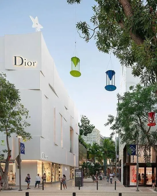 Stanza Hearth: Design District With Workstation Apartment *