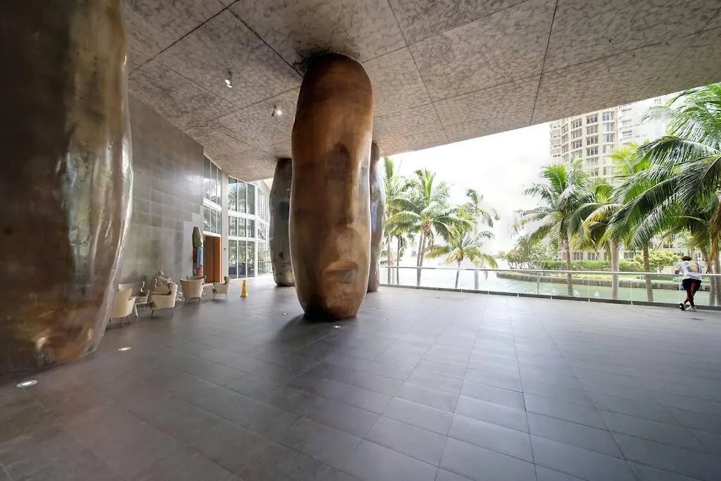 Apartment High Floor Icon Brickell Bay & Pool View 5 Star Miami