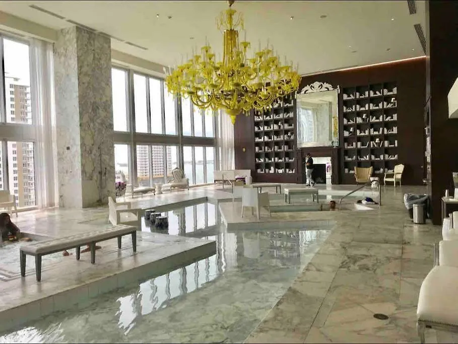 Apartment High Floor Icon Brickell Bay & Pool View 5 Star