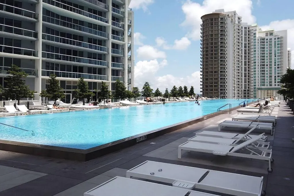 Apartment High Floor Icon Brickell Bay & Pool View 5 Star