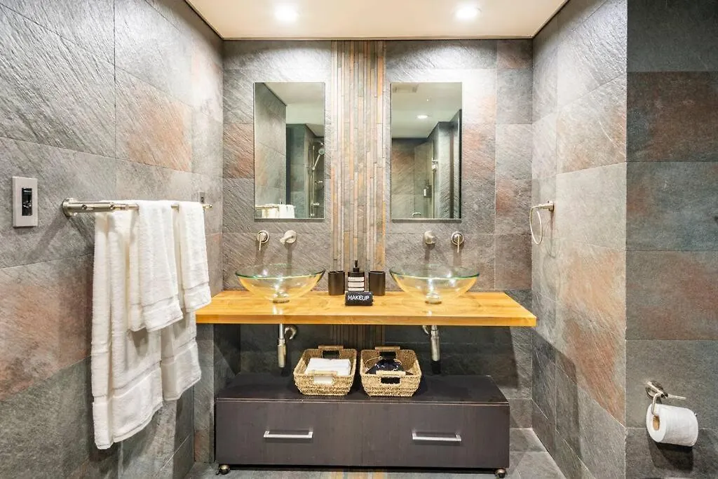 아파트 Brickell Center W/city & Bay View + Free Parking! *