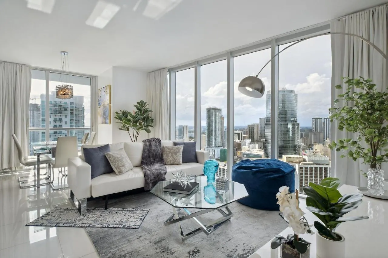Apartment Lux 2b-2b At Icon - Water View & 5-star Amenities Miami