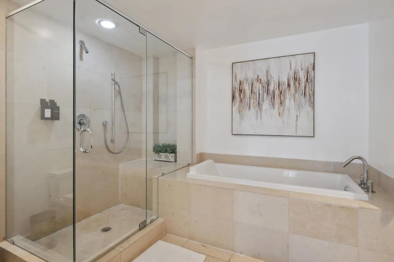 Lux 2b-2b At Icon - Water View & 5-star Amenities 아파트 마이애미