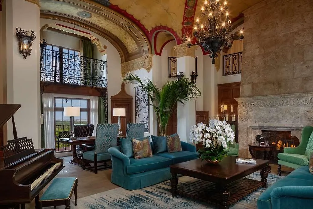 Biltmore Coral Gables 5*