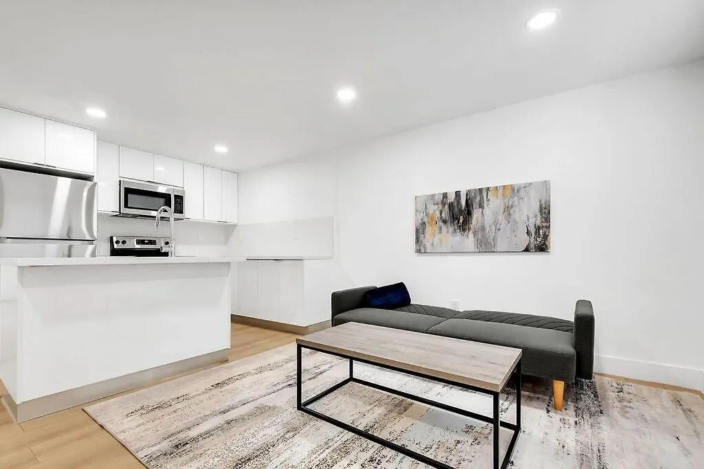 Apartment Brand New Soho Style Apartment! #9 Miami