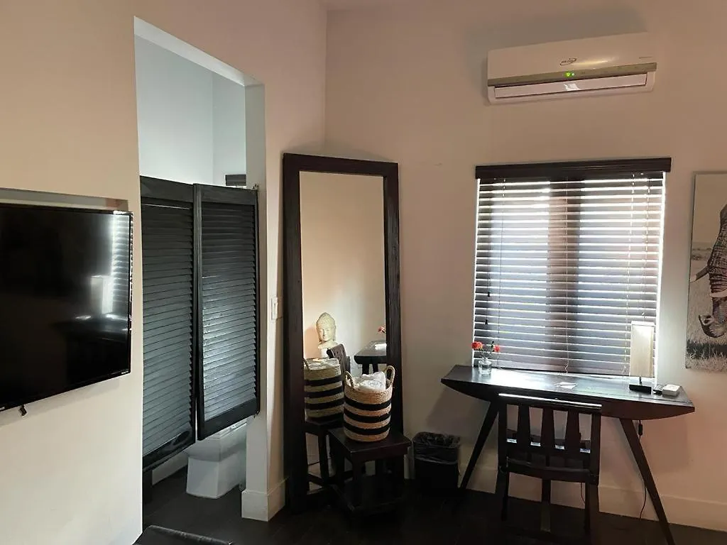 Vive Zen Master For 4 Guests מיאמי
