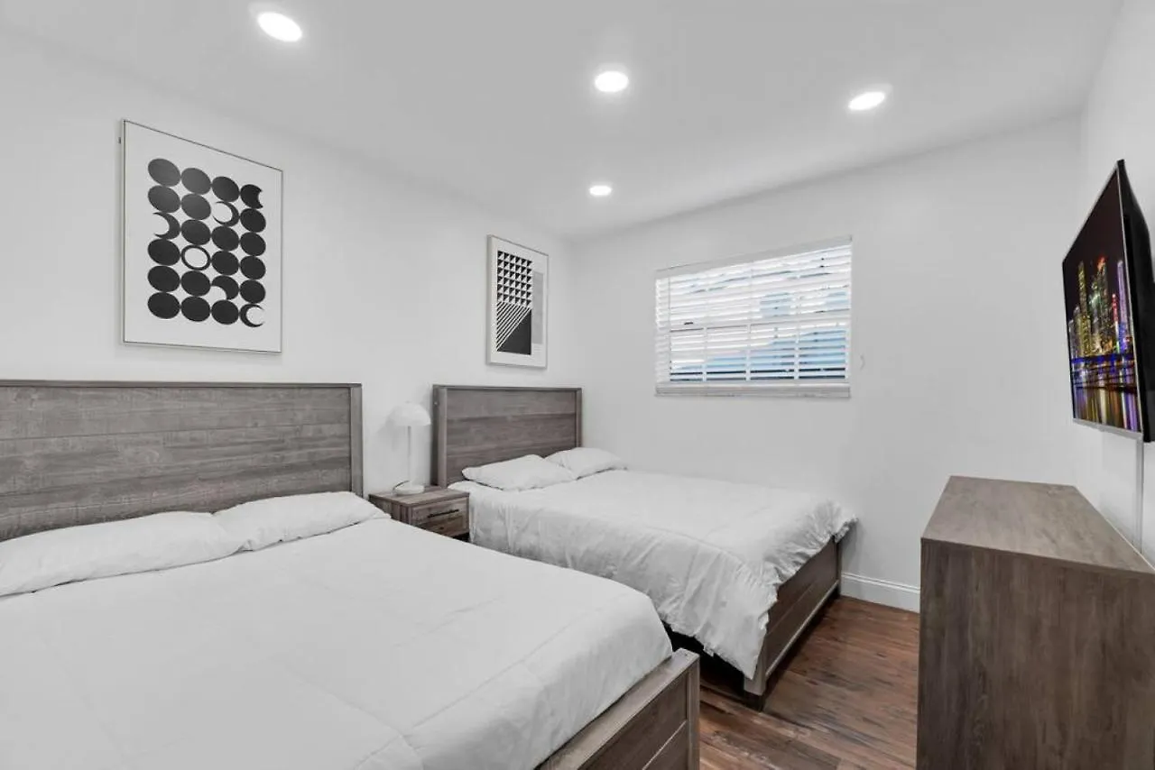 Waterfront Heated Pool * Miami