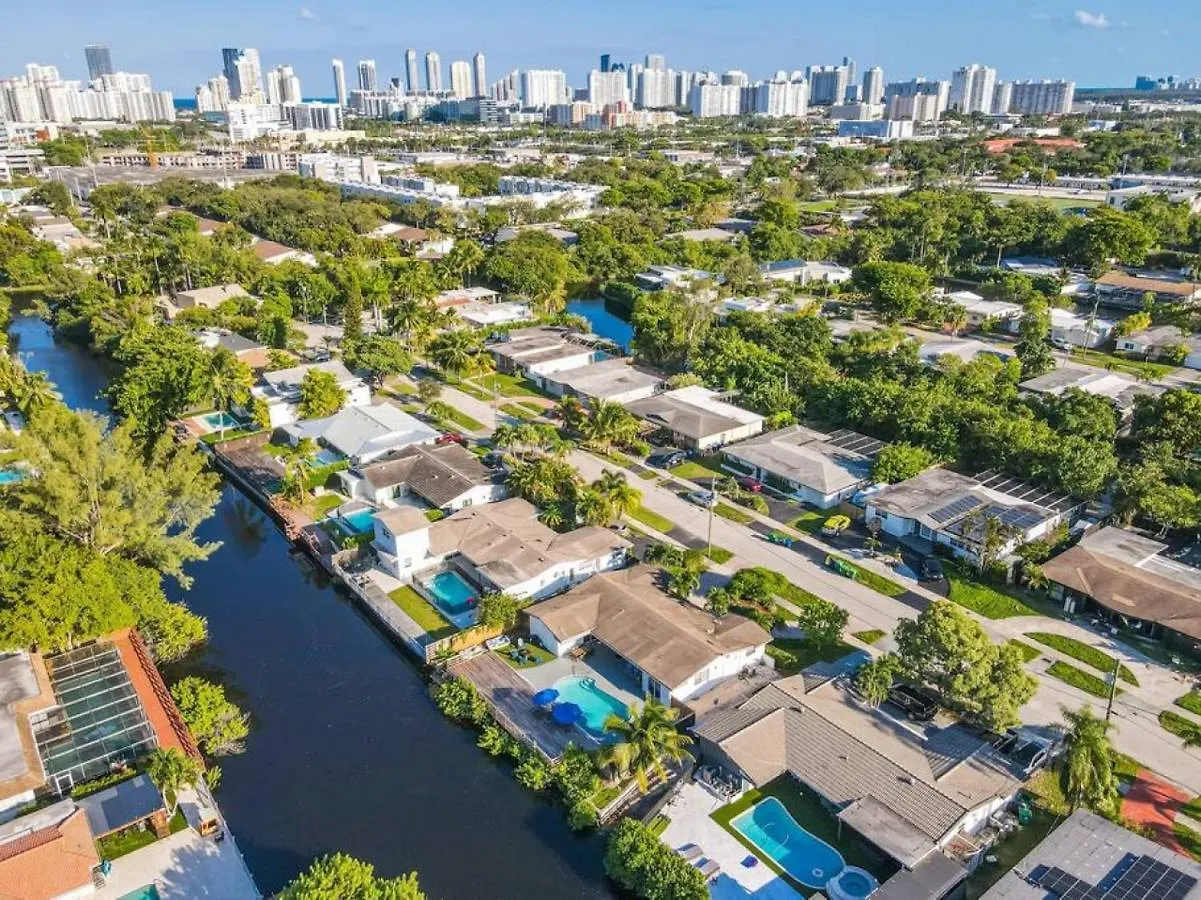 Holiday home Waterfront Heated Pool Miami