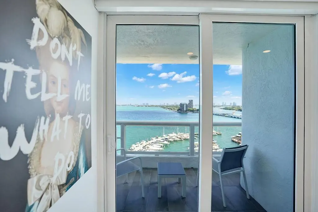 Apartment Feels Like Summer ~ Panoramic Water Views! *