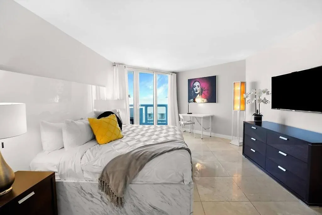 Pisces Dream - Direct Water Views! Apartment Miami