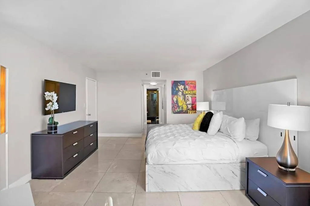 Pisces Dream - Direct Water Views! Miami