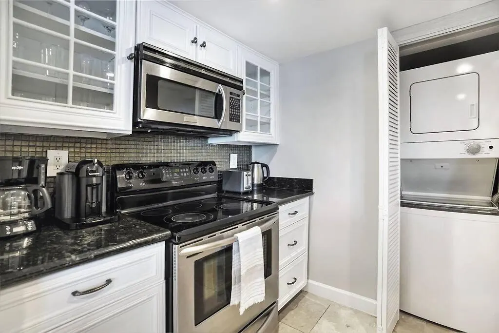 Pisces Dream - Direct Water Views! Apartment Miami