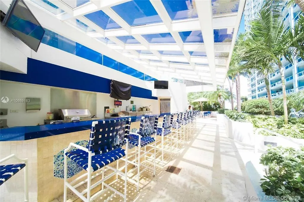 The Bond - Oo7 Vibes And Penthouse Water Views! Apartment *