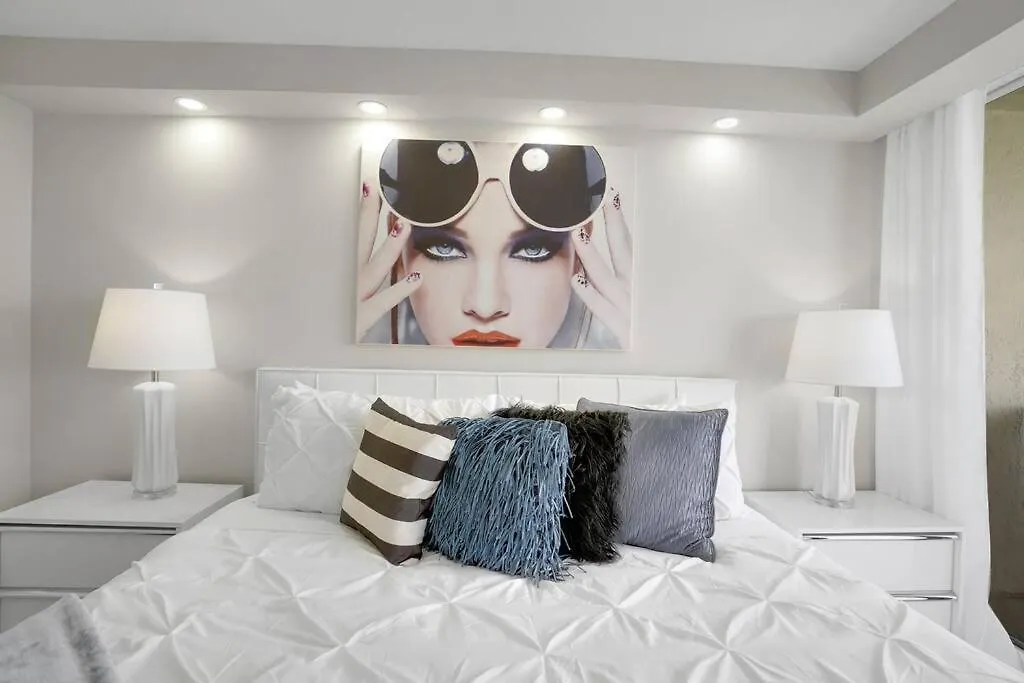 Superstar! Penthouse With Water And Park Views! Apartment *
