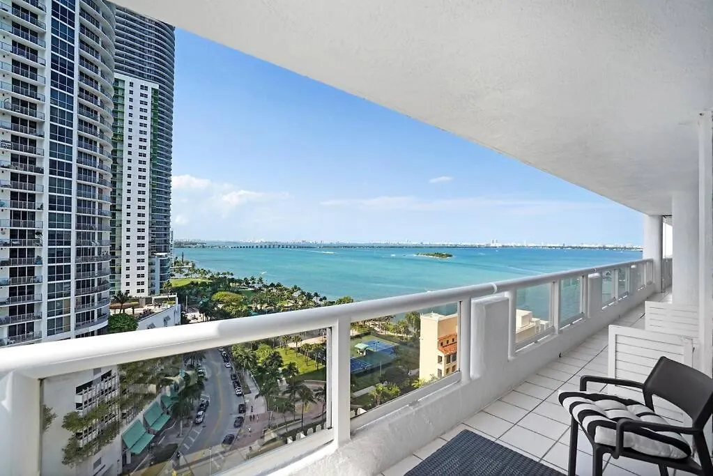 Unforgettable! Water & Park Views, 4 Bedrooms! Apartamento Miami