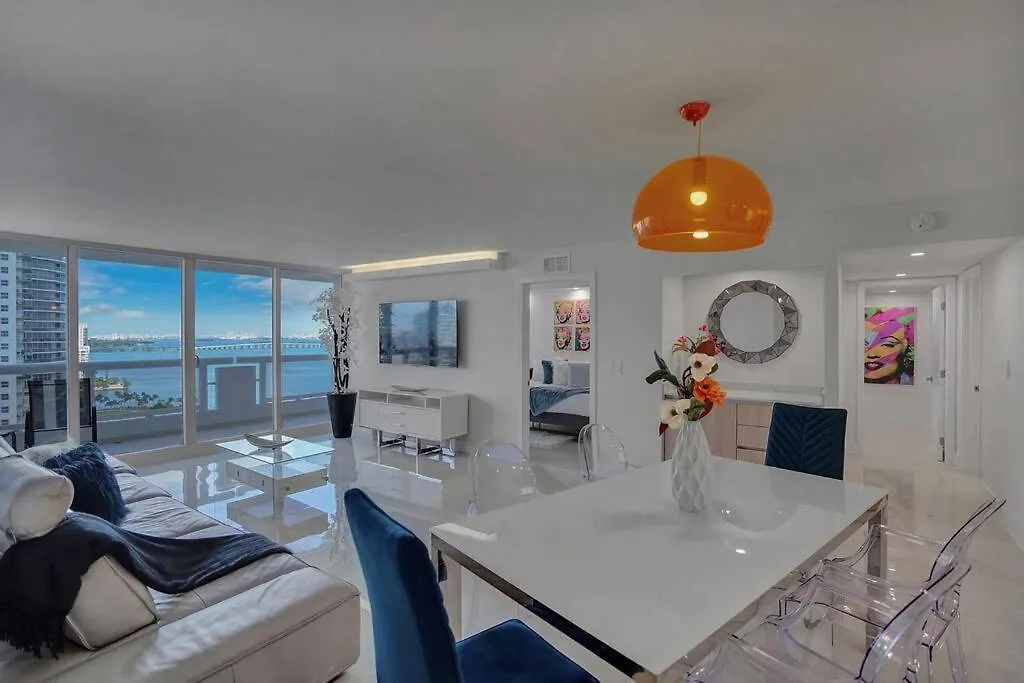 Apartment Elevate! Water And Park Views Miami