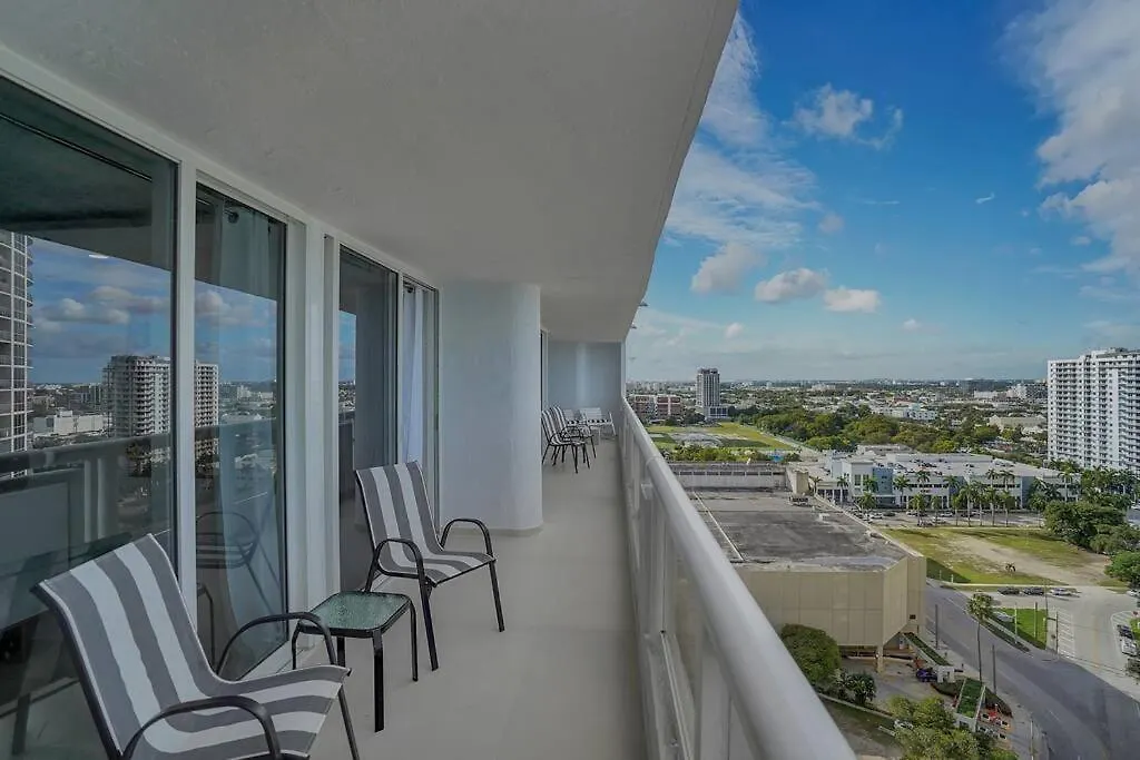 Elevate! Water And Park Views Miami
