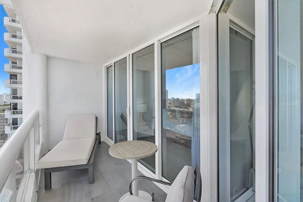 Champagne & Ice! Water Views, 2 Private Balconies!