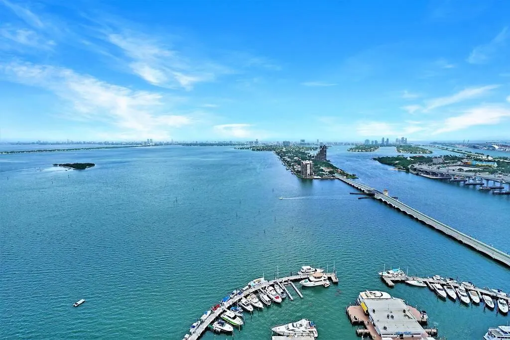Spectacular! Penthouse With Direct Water Views! Miami