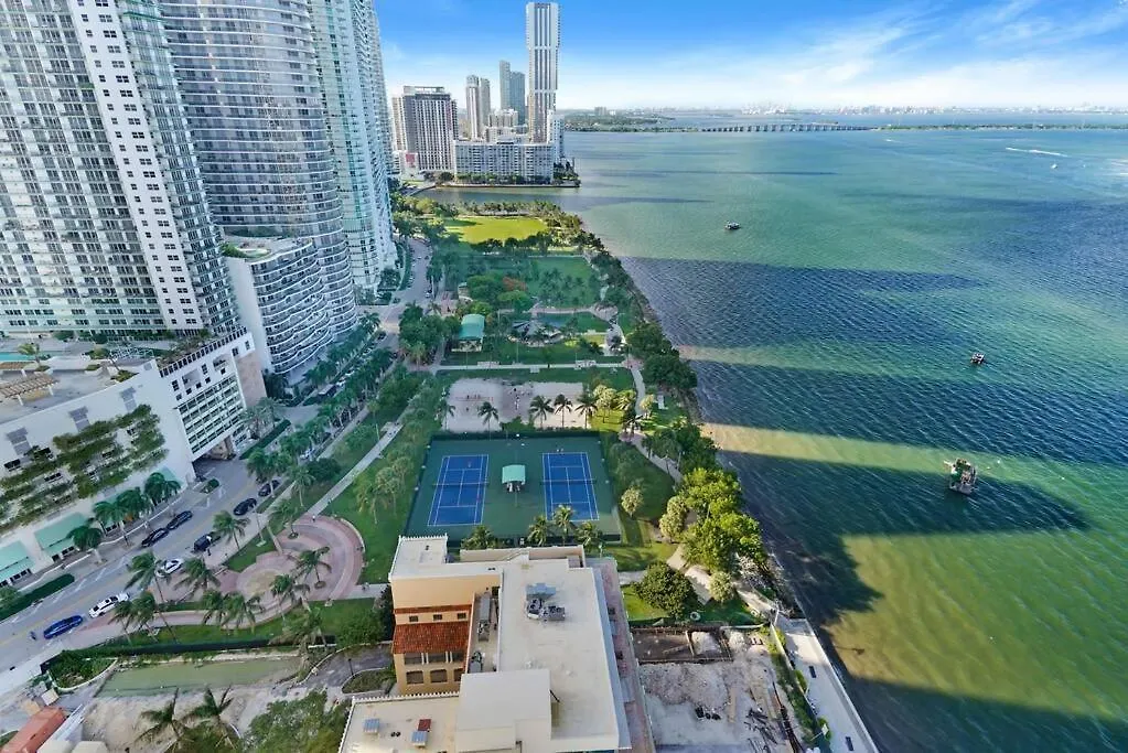 Sweet Dreams! Renovated With Water Views * Miami