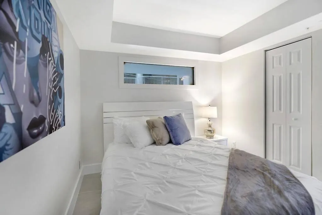 Sweet Dreams! Renovated With Water Views