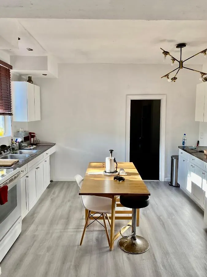 Cool & Cozy Homestay