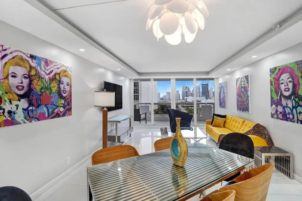 Funkin' Fabulous! Water & Views! 4br Miami
