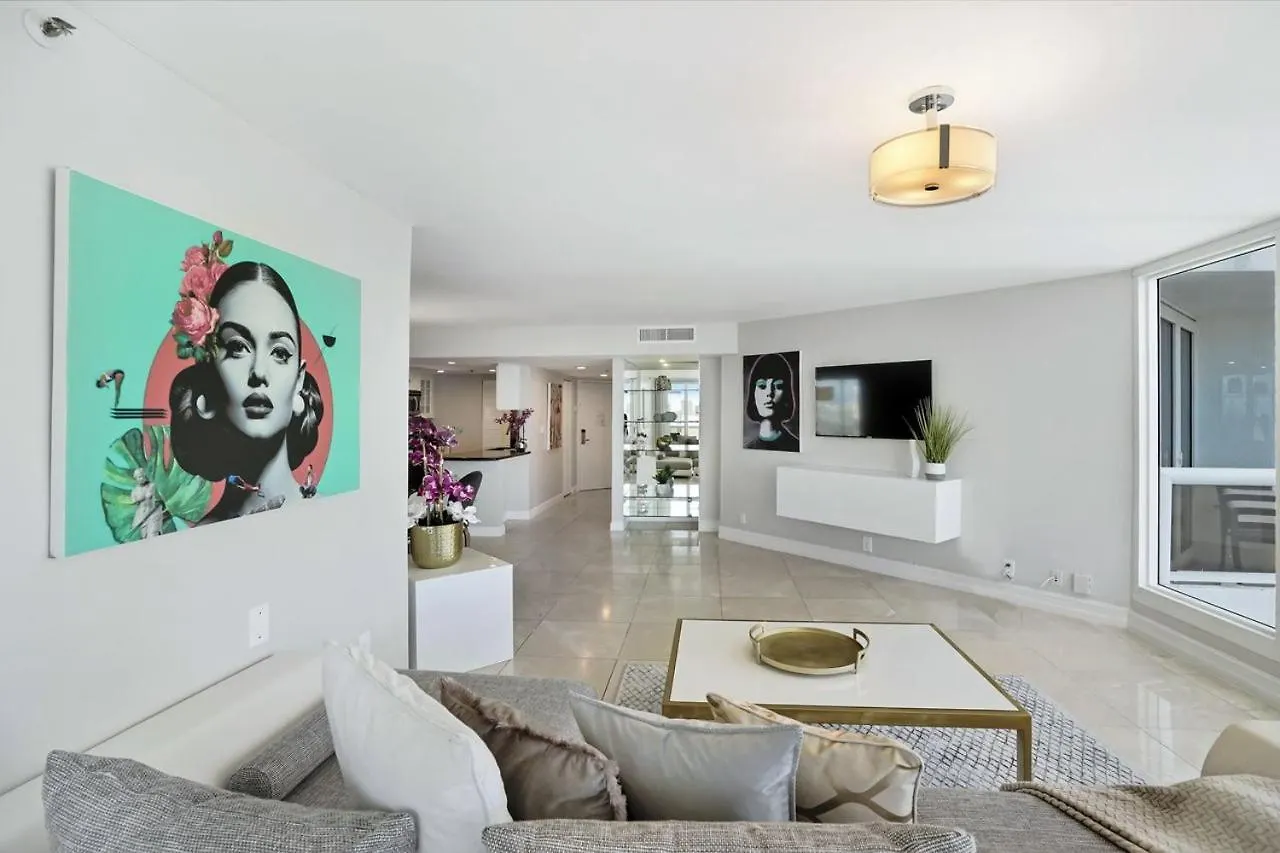 Apartment Pisces Dream - Direct Water Views! Miami