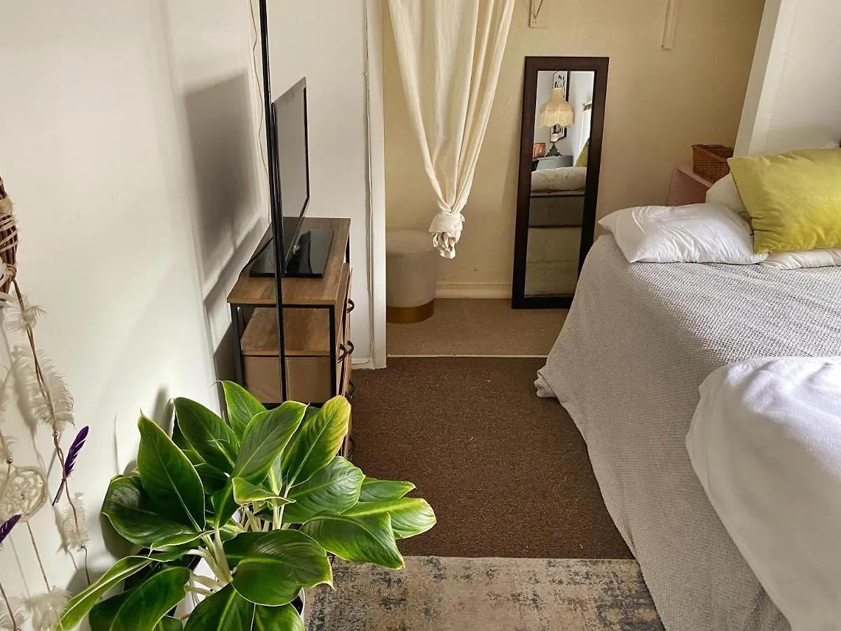 Apartment Coconut Grove 2 Bedroom Home!