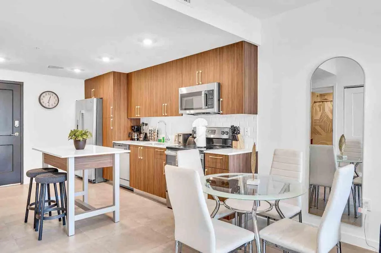 Wonderful Unit In Downtown With Free Parking * Miami