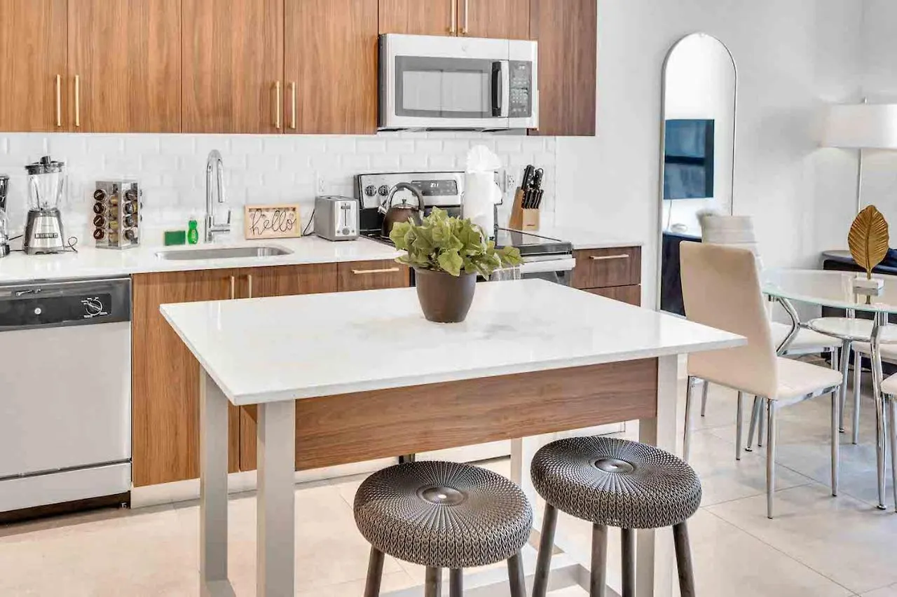 Wonderful Unit In Downtown With Free Parking * マイアミ
