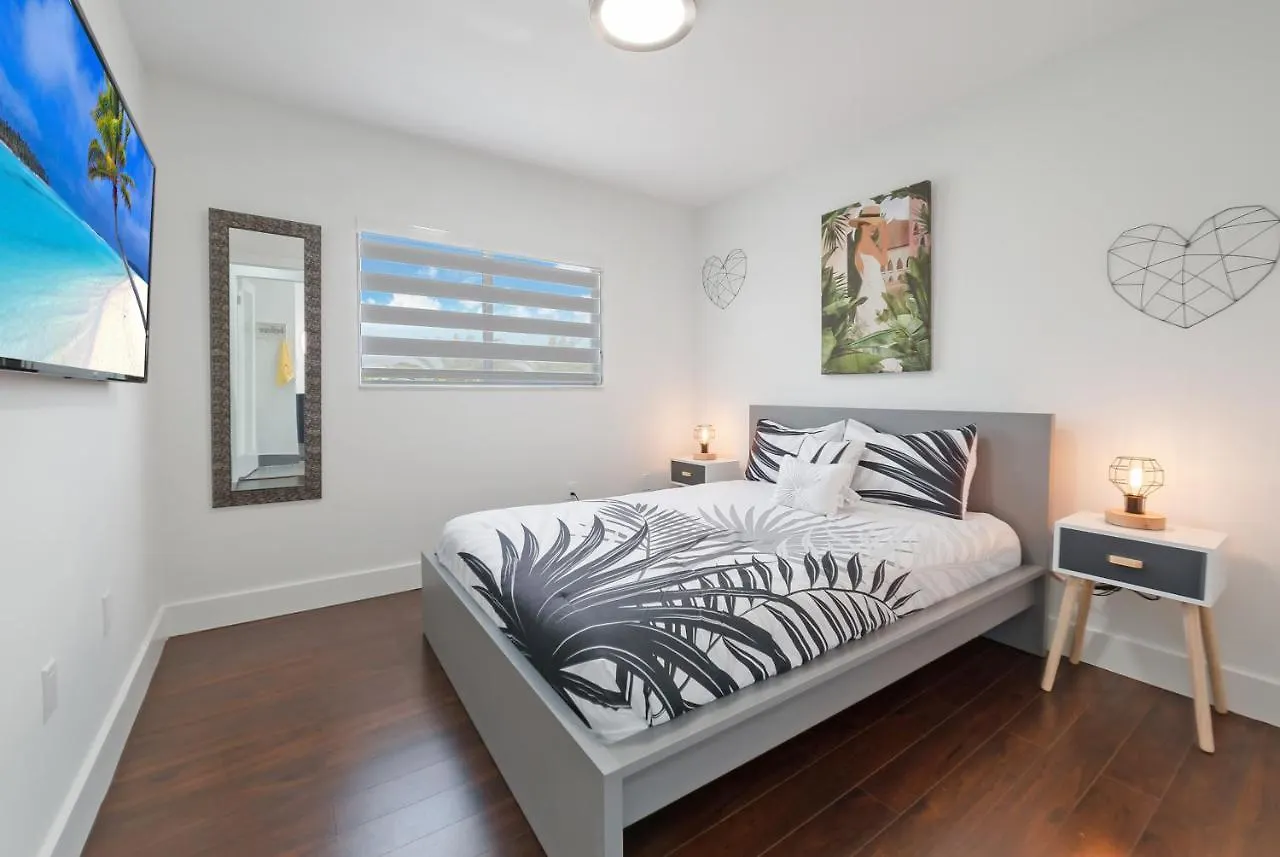 Holiday home Experience Miami'S Bongo'S House Private Pool And Game Room Luxury Rental L54 *