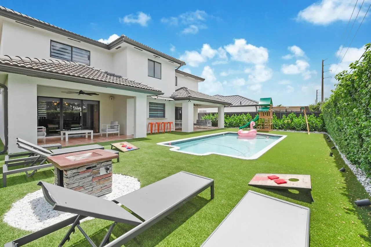 Experience Miami'S Bongo'S House Private Pool And Game Room Luxury Rental L54 * Miami