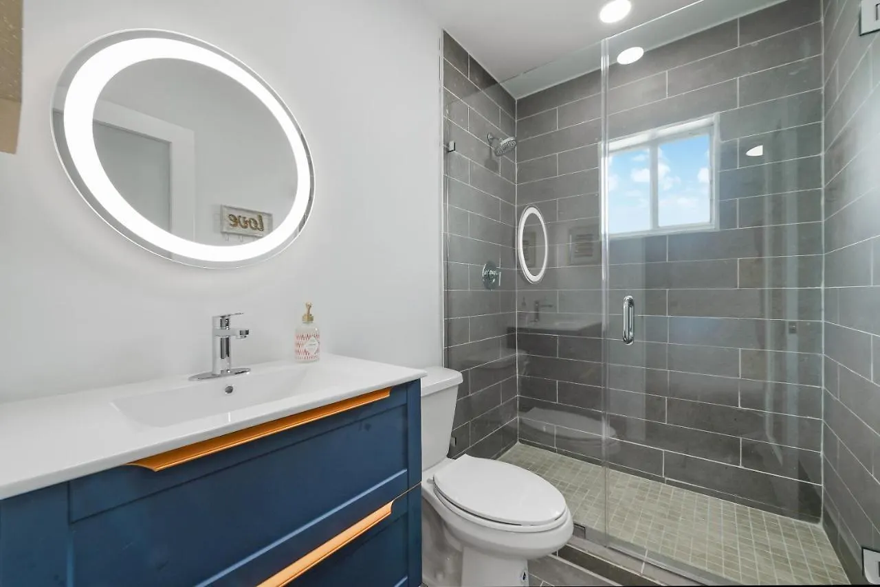 Experience Miami'S Bongo'S House Private Pool And Game Room Luxury Rental L54 Miami